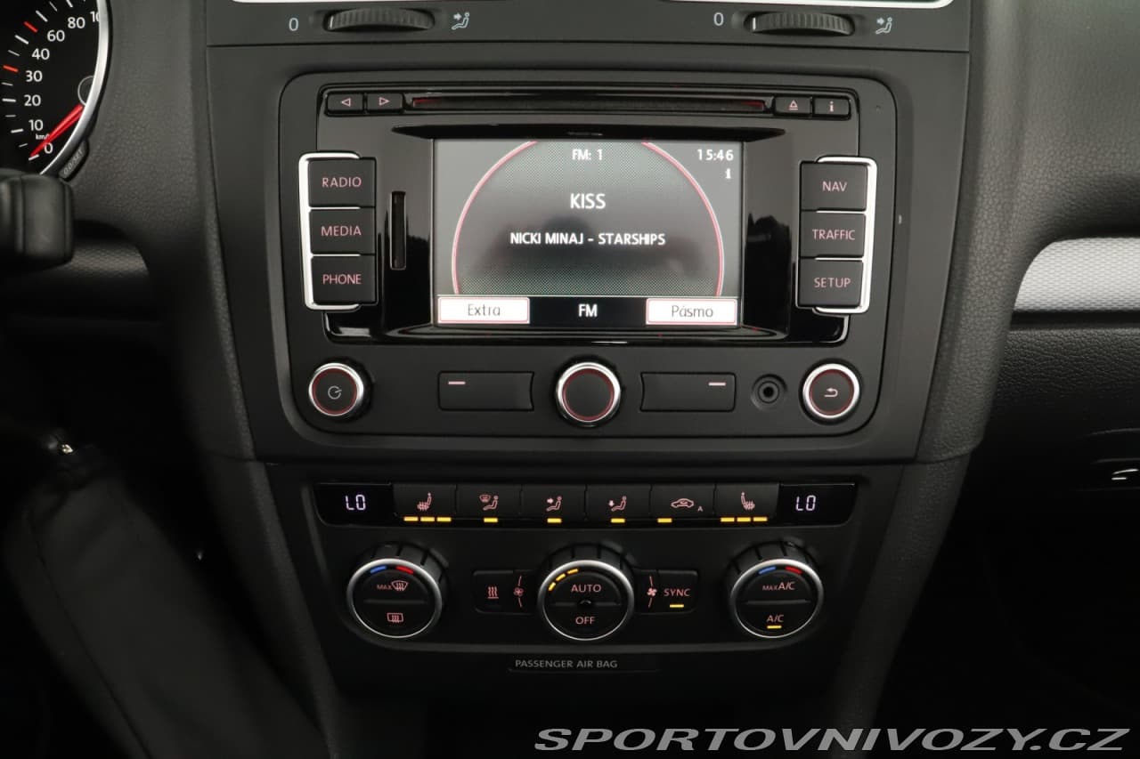2015 Volkswagen GOLF - 9