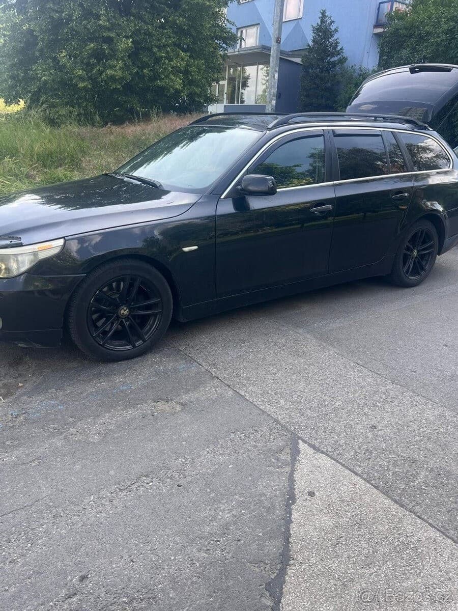 BMW 5-SERIES - 6