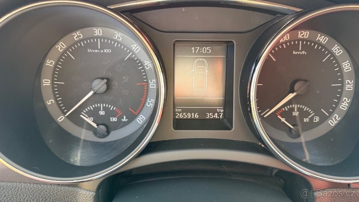 2015 Škoda SUPERB - 10
