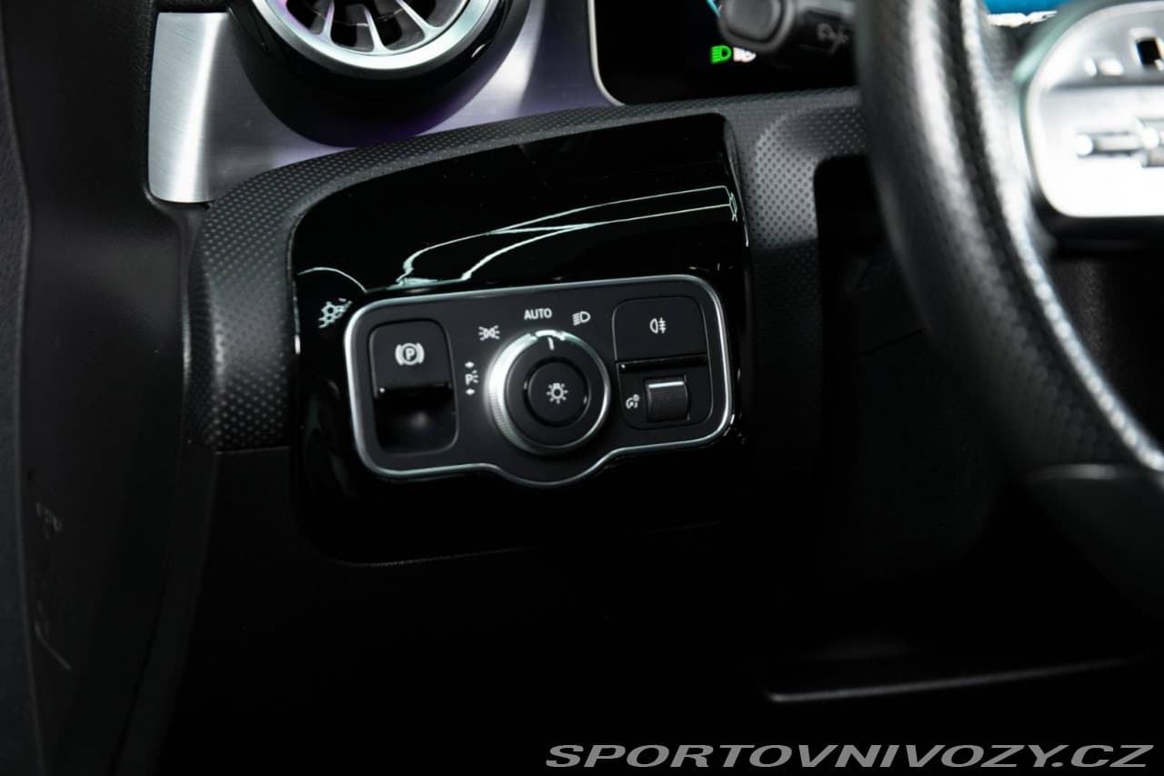 2020 Mercedes-Benz CLA - 8