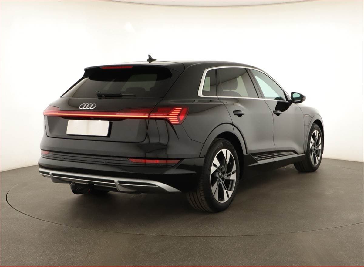 2021 Audi OSTATNÍ - 5