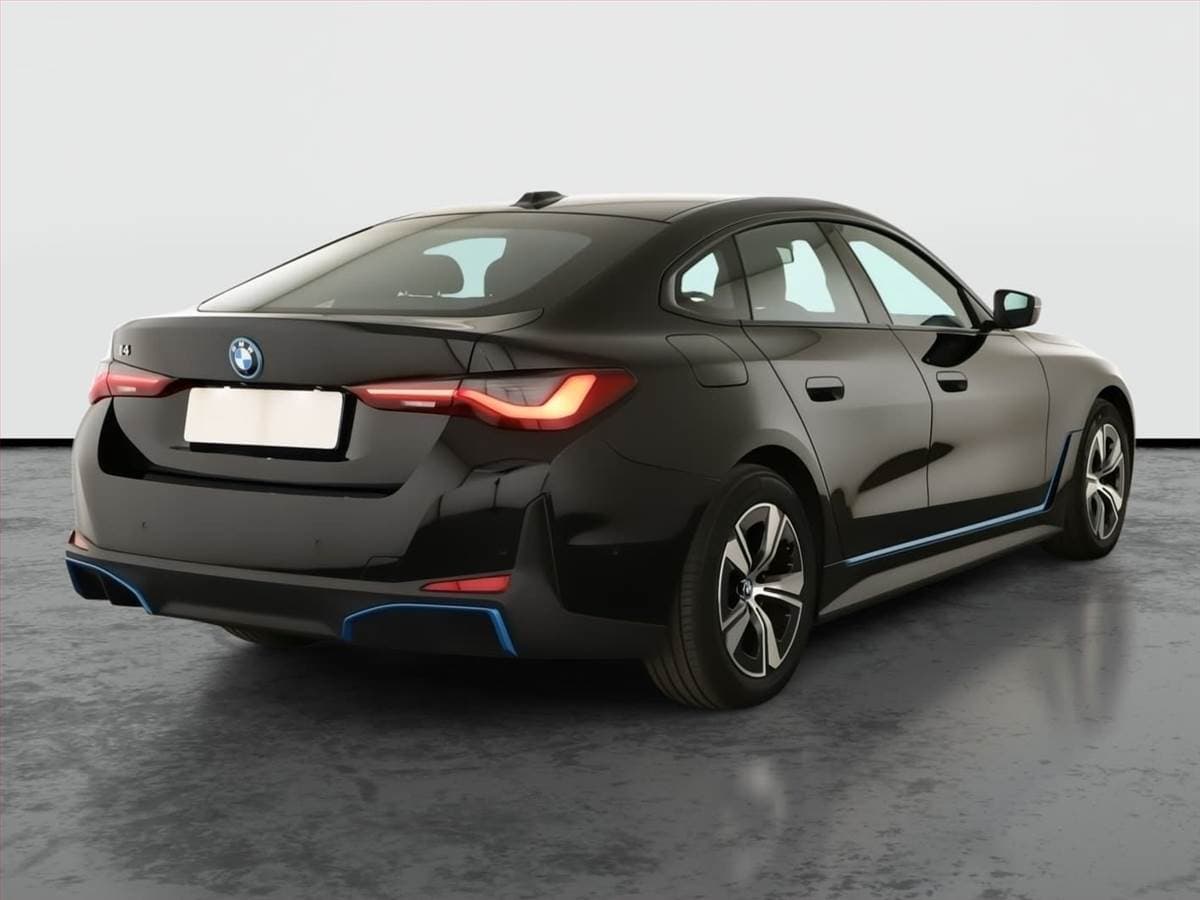 2022 BMW i4 - 5