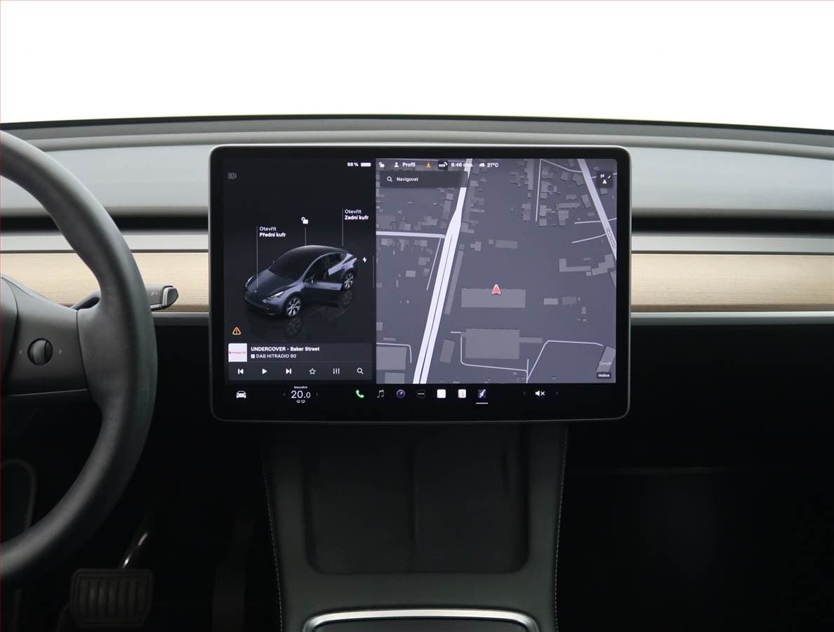 2022 Tesla MODEL Y - 11