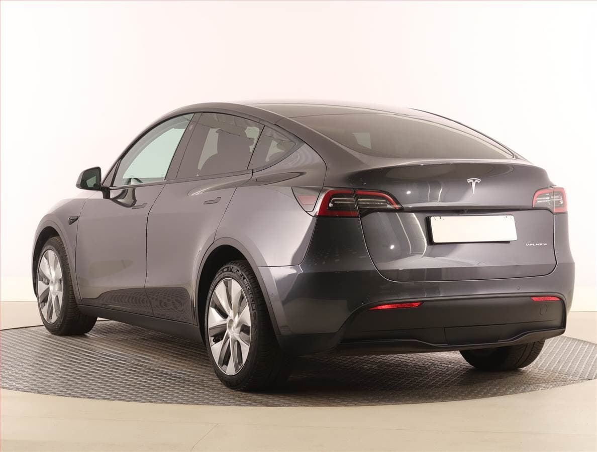 2022 Tesla MODEL Y - 4