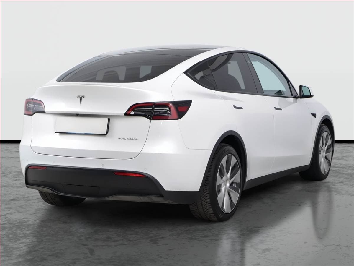 2022 Tesla MODEL Y - 5