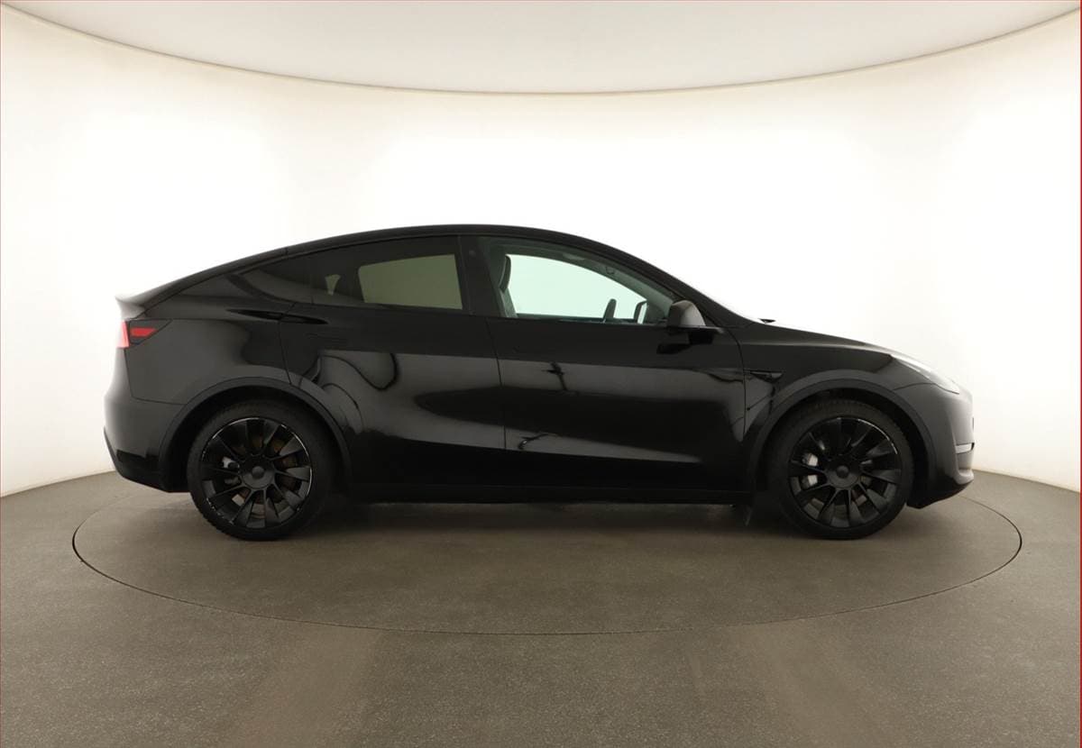 2023 Tesla MODEL Y - 6