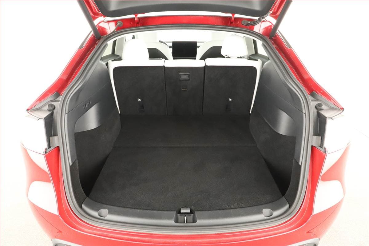 2022 Tesla MODEL Y - 17