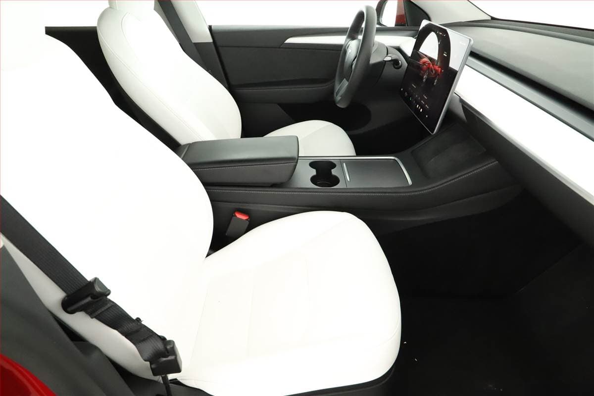 2022 Tesla MODEL Y - 7