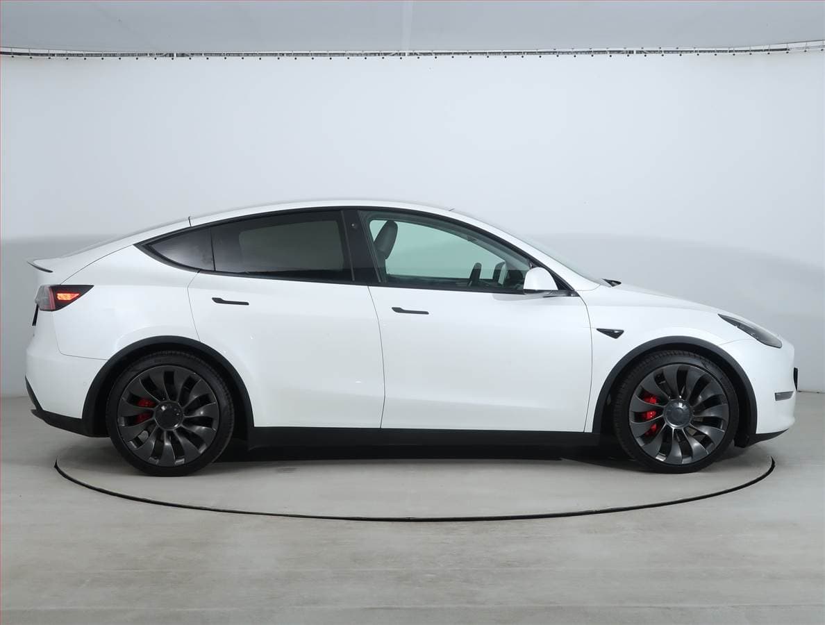 2022 Tesla MODEL Y - 6