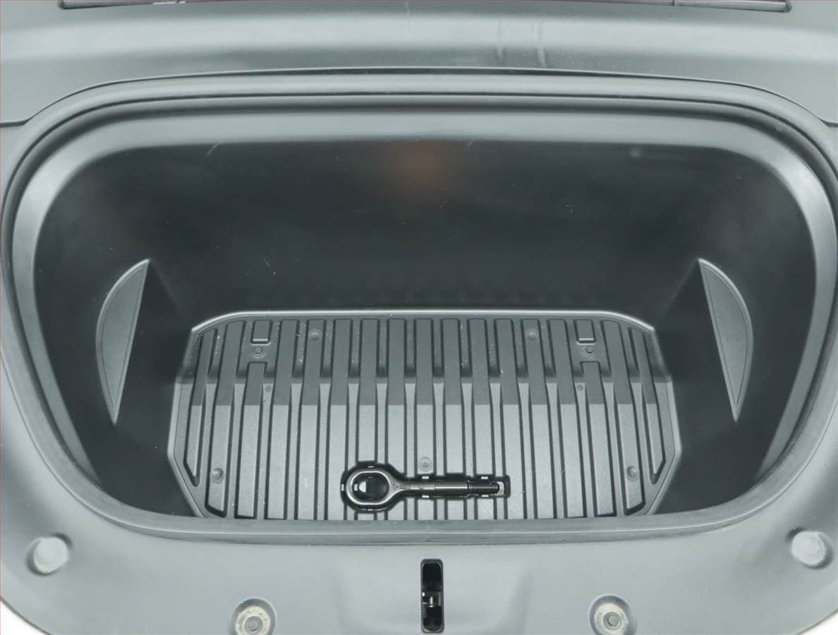 2022 Tesla MODEL Y - 15