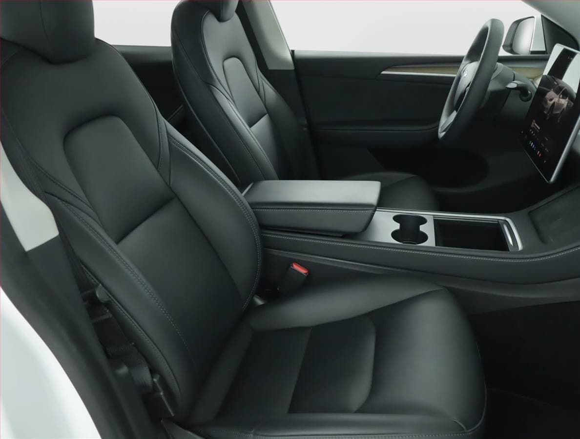 2022 Tesla MODEL Y - 9