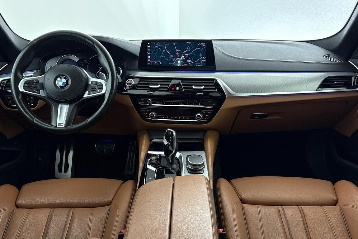 2017 BMW 5-SERIES - 14