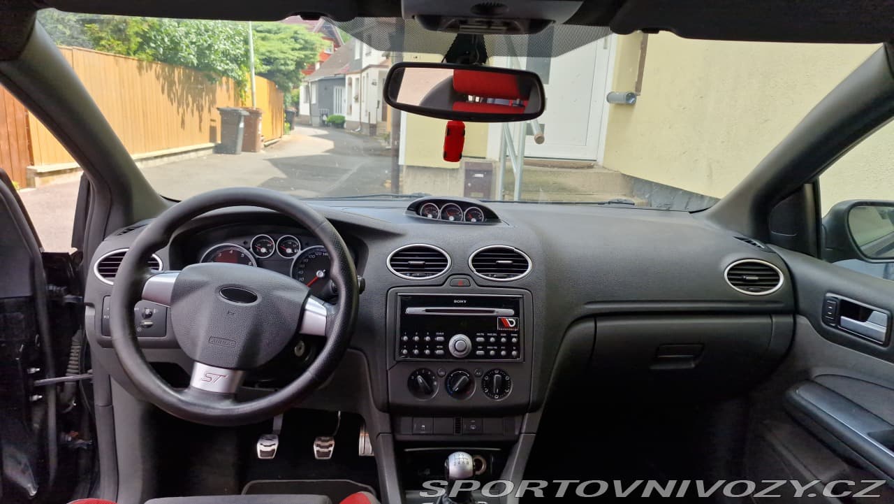2006 Ford FOCUS - 5