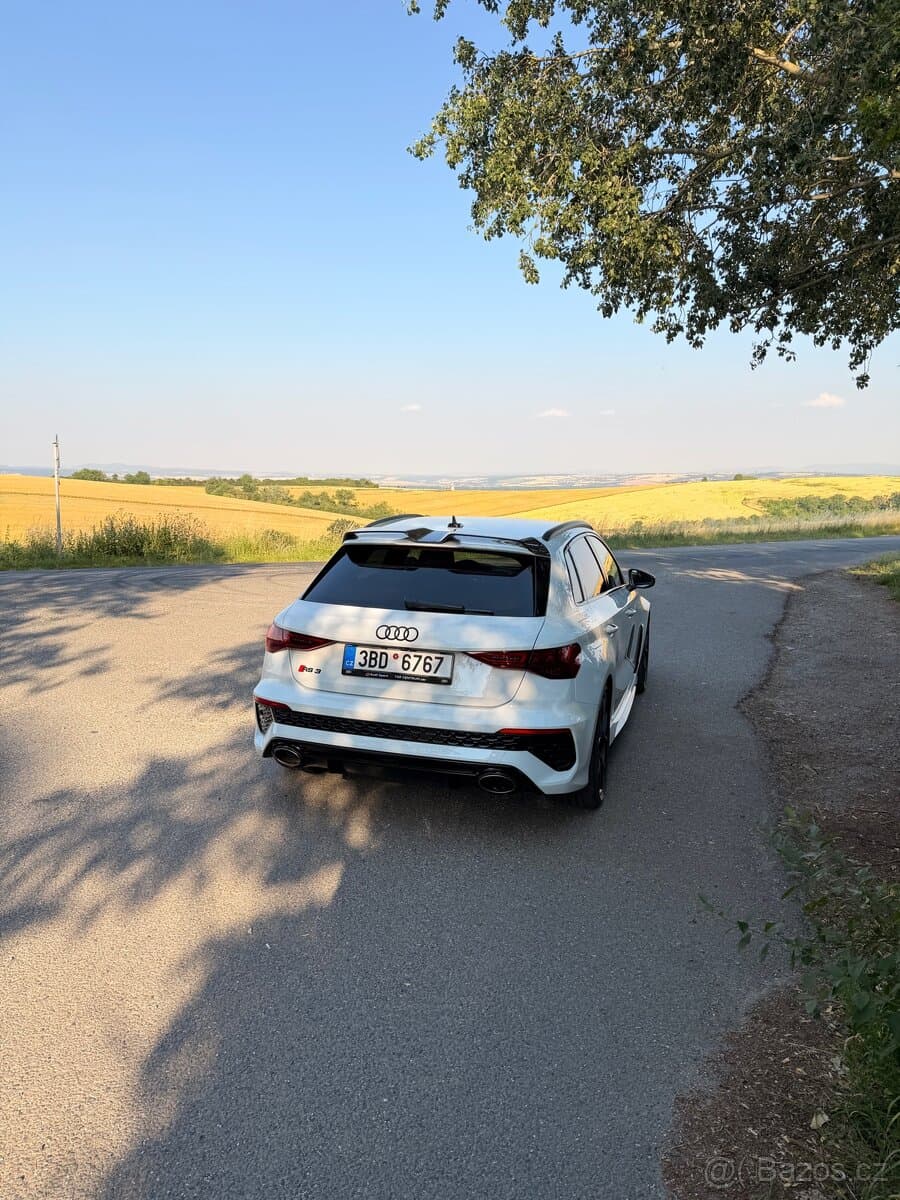 2023 Audi RS3 - 2