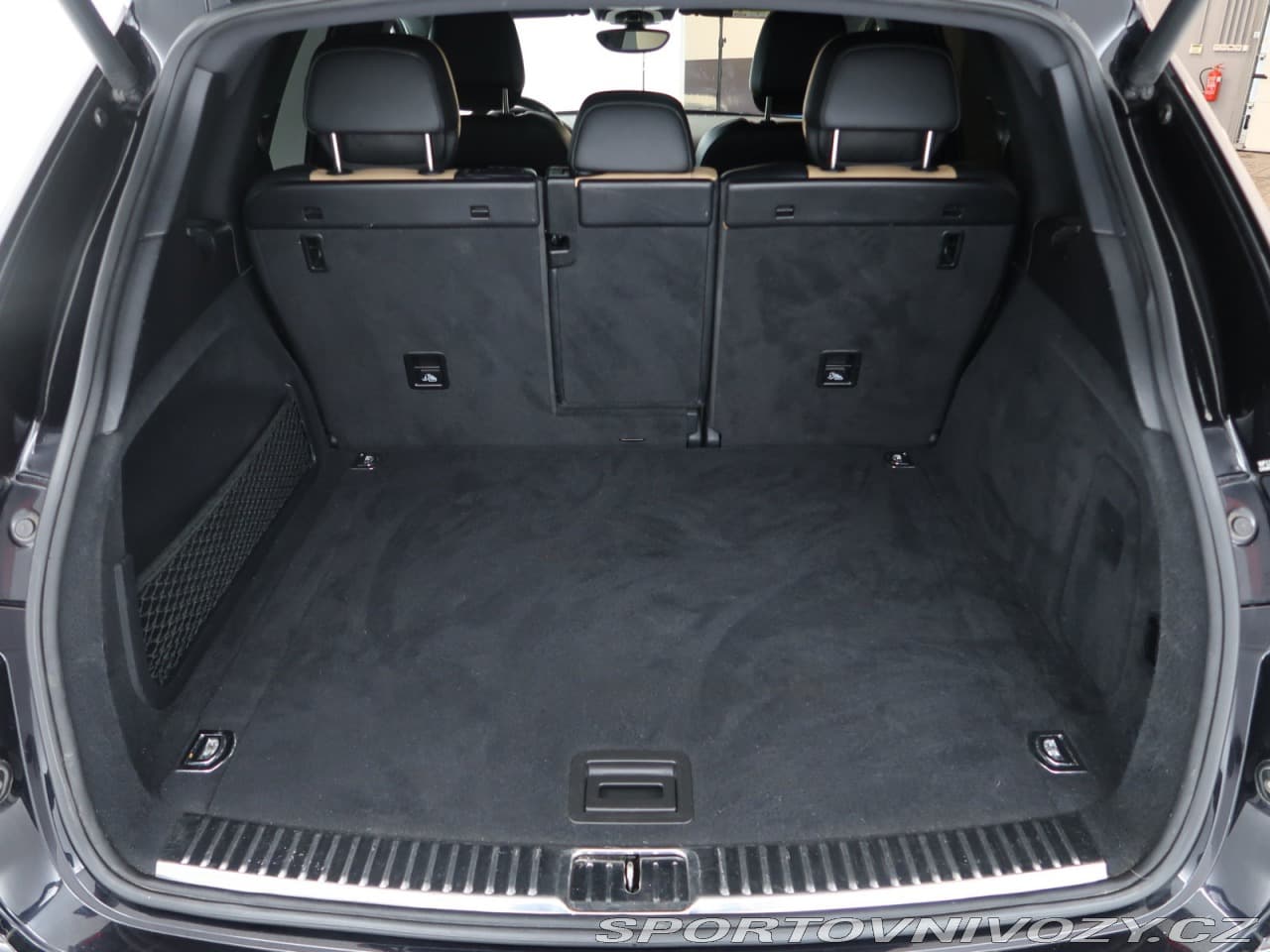2016 Porsche CAYENNE - 14