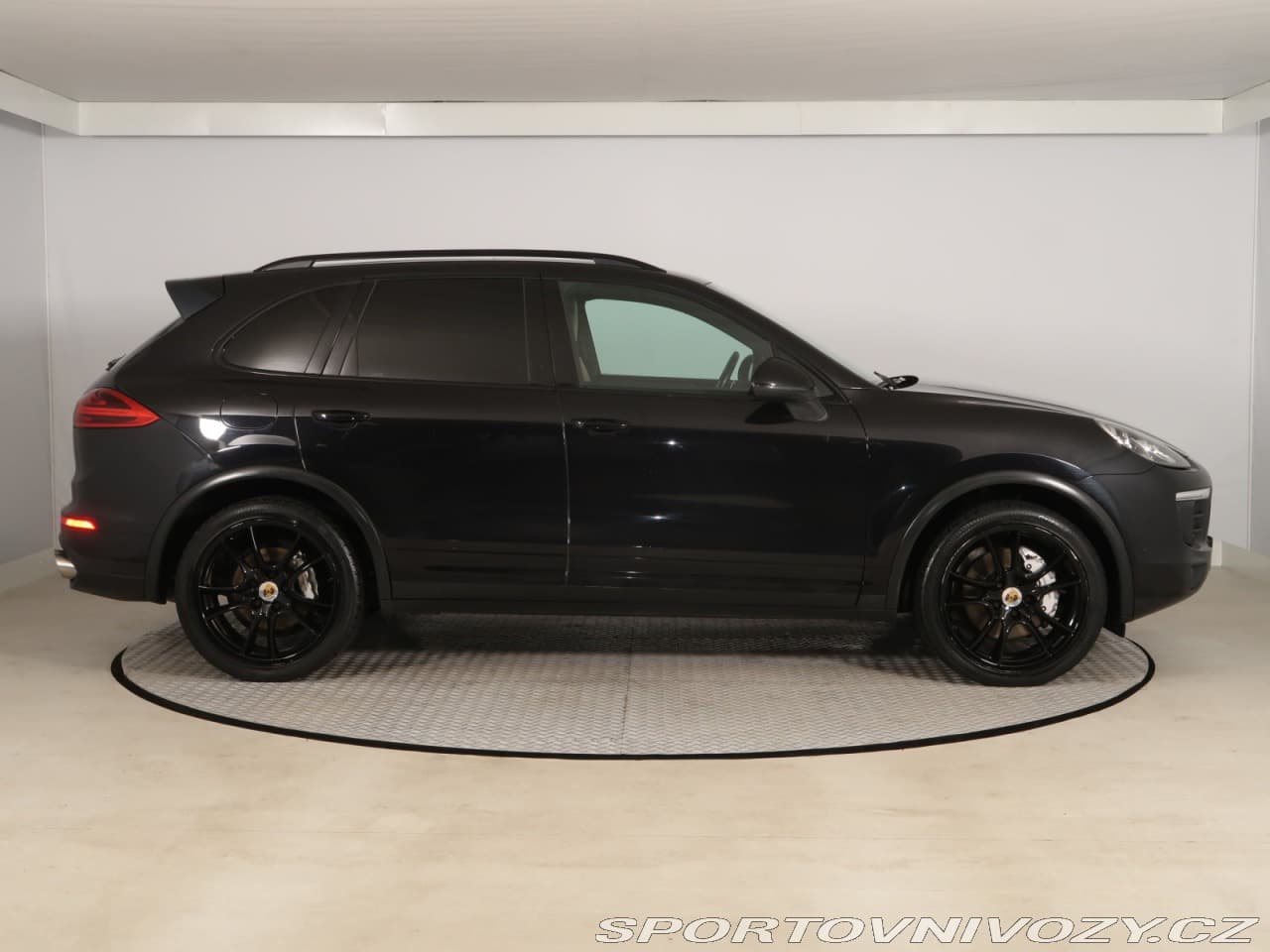 2016 Porsche CAYENNE - 6