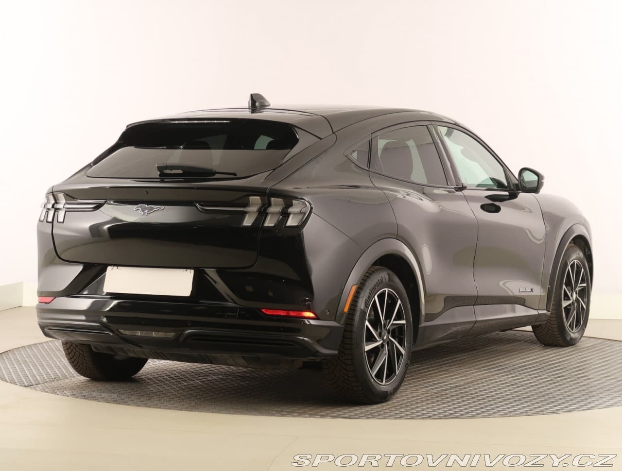 2022 Ford MUSTANG - 5