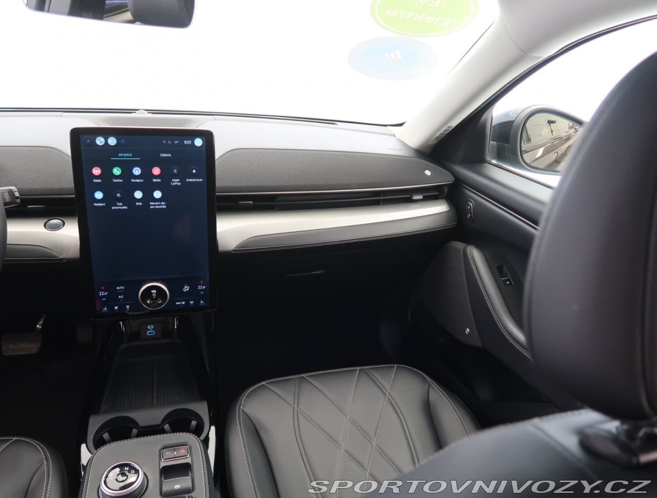2022 Ford MUSTANG - 8