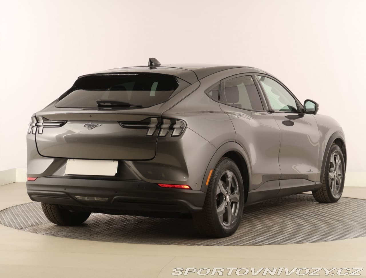 2021 Ford MUSTANG - 5