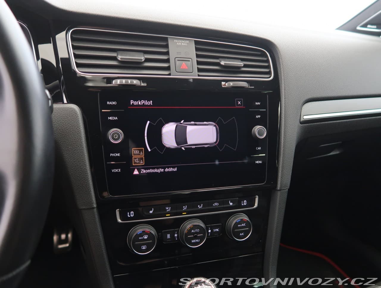 2019 Volkswagen GOLF - 18