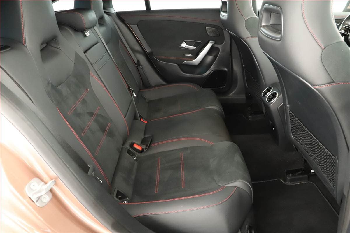 2023 Mercedes-Benz CLA - 7