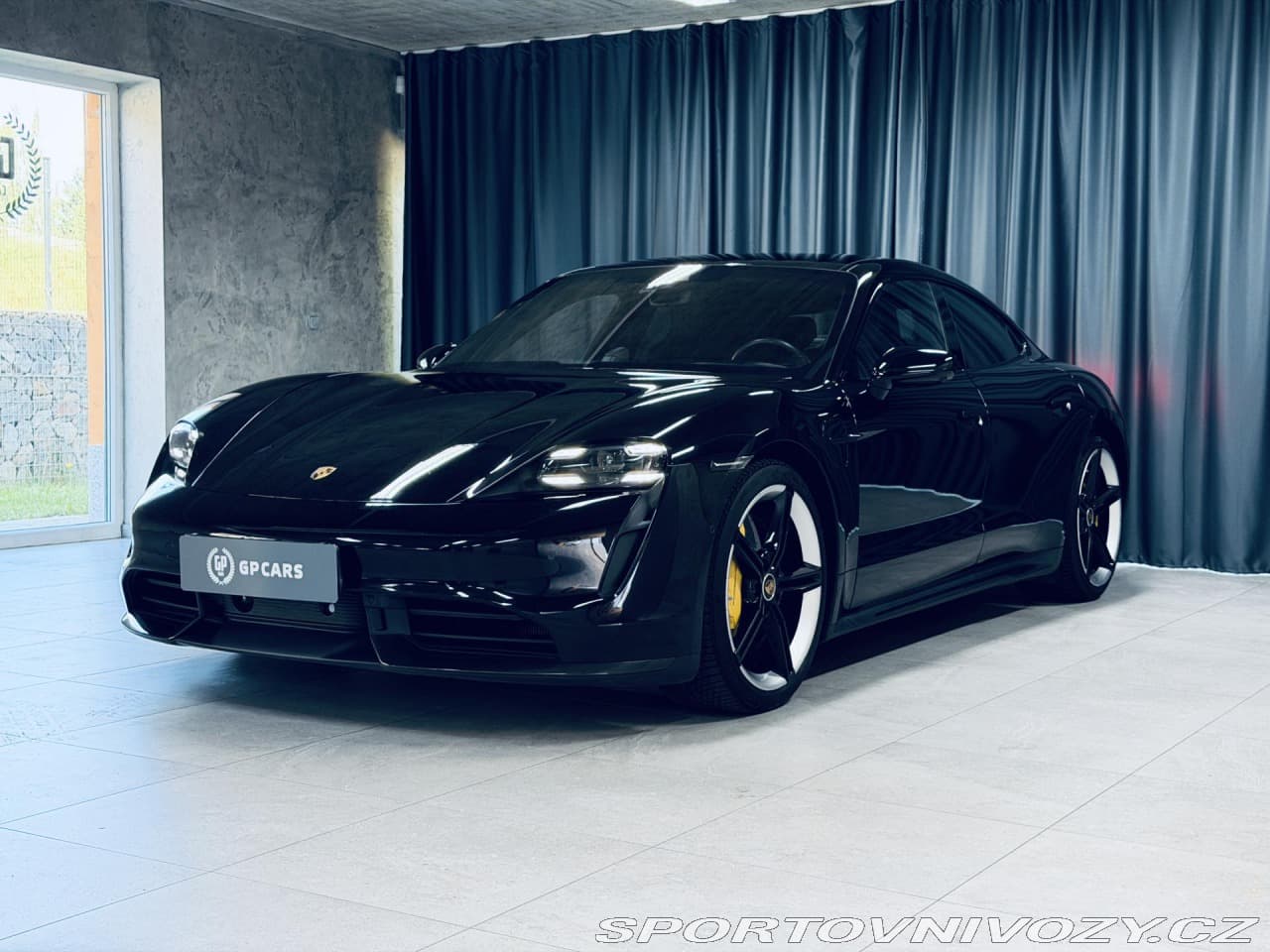 2020 Porsche TAYCAN - 3