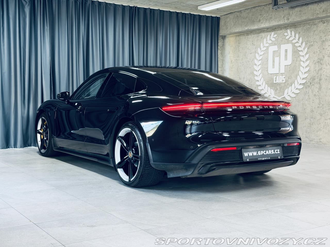 2020 Porsche TAYCAN - 6