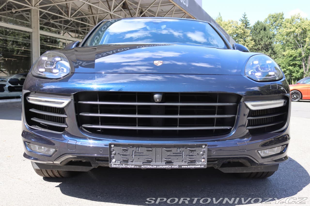 2016 Porsche CAYENNE - 3