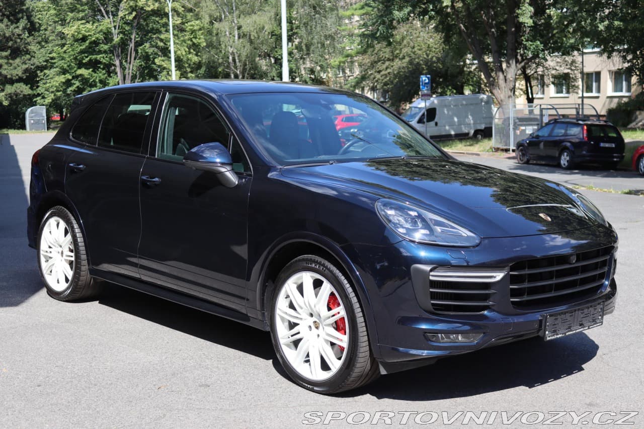 2016 Porsche CAYENNE - 7