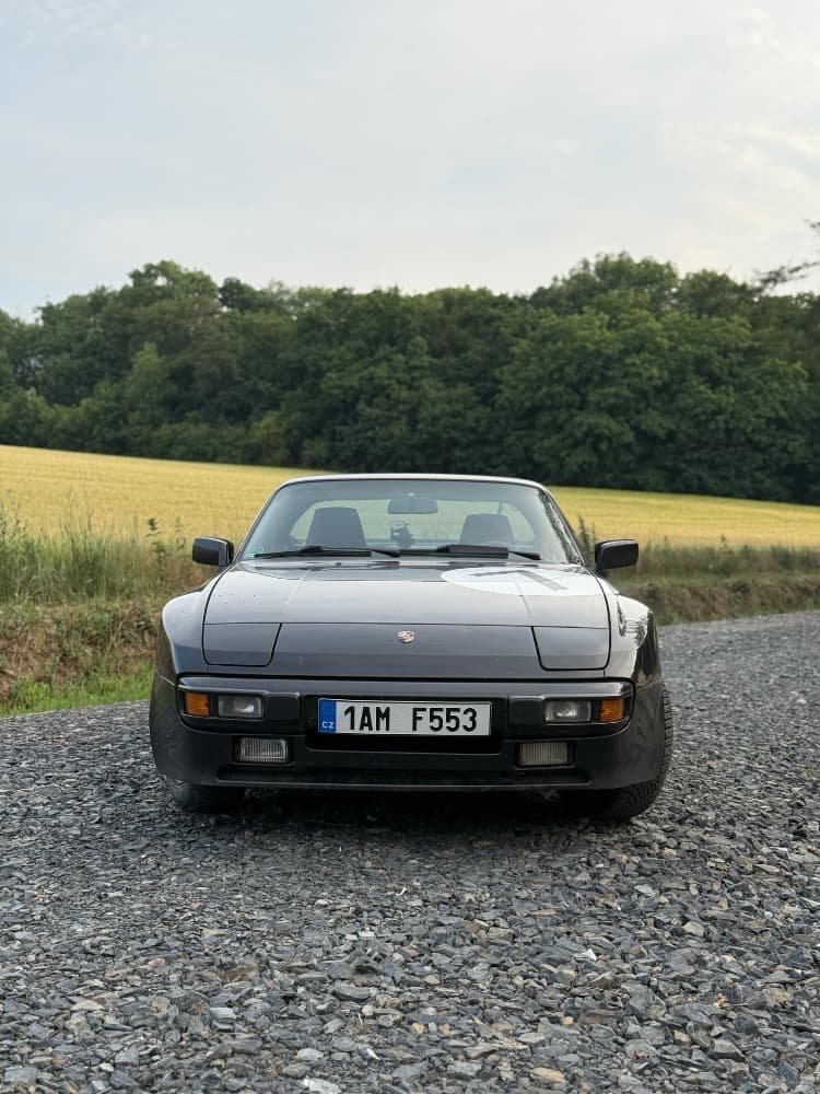 1986 Porsche 944 - 3