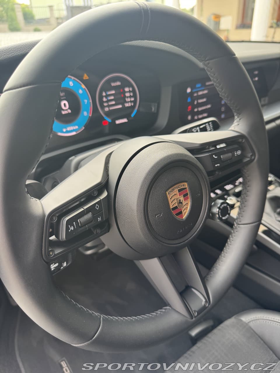 2025 Porsche 911 - 19