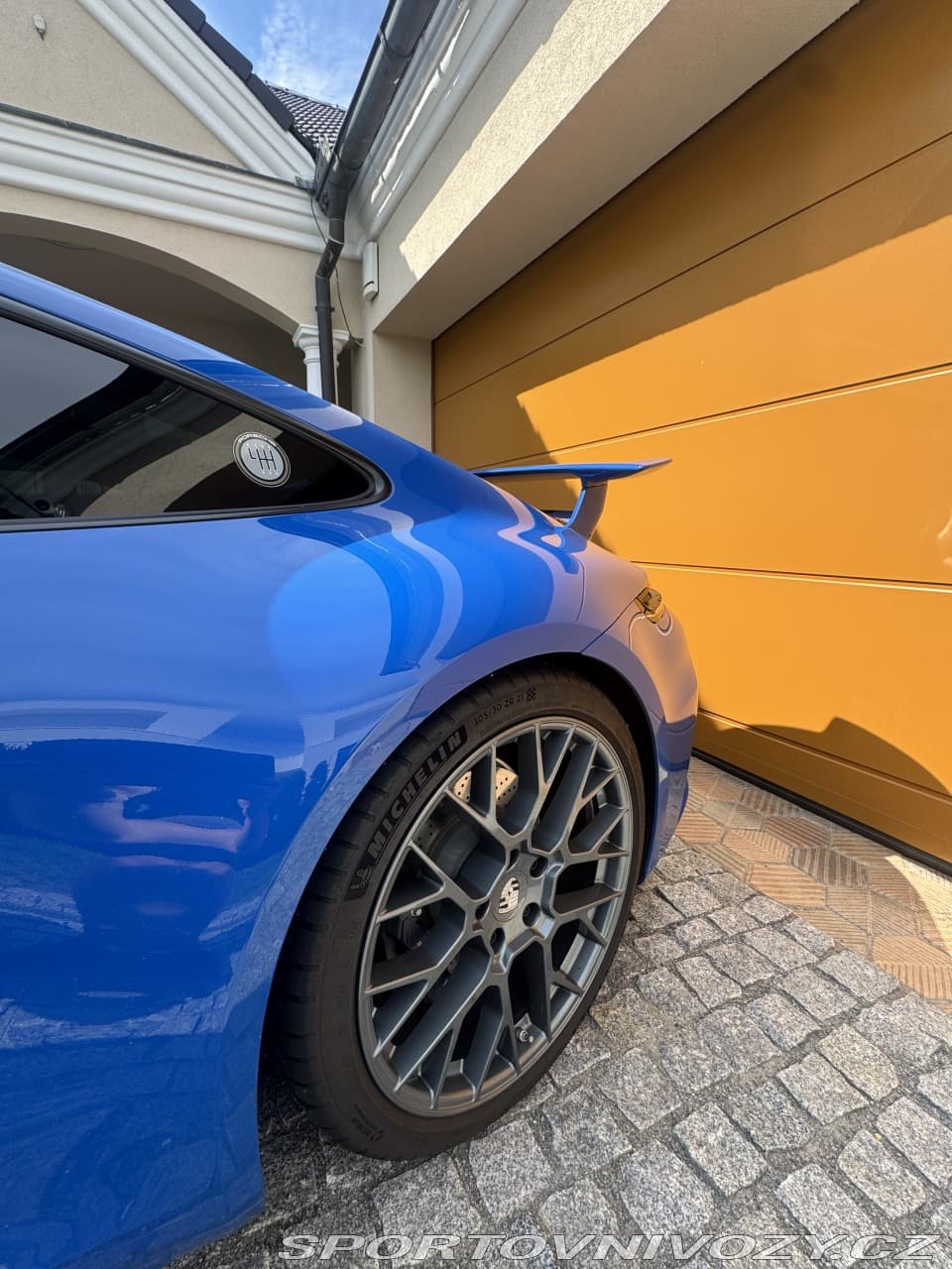 2025 Porsche 911 - 6