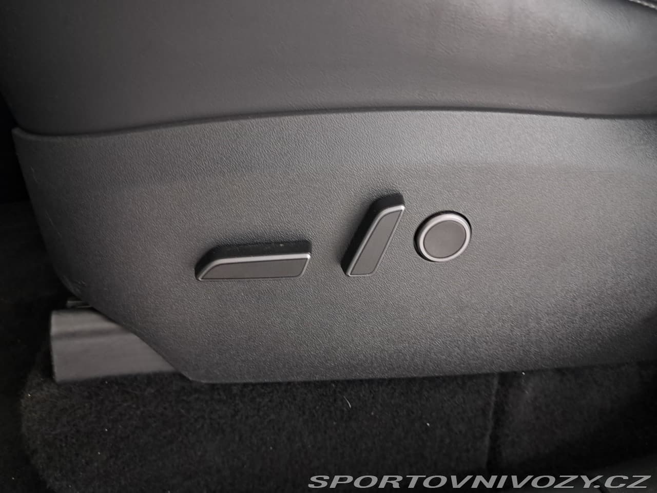 2023 Tesla MODEL Y - 19