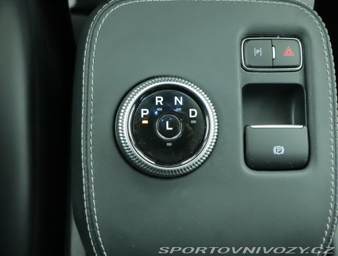 2021 Ford MUSTANG - 13