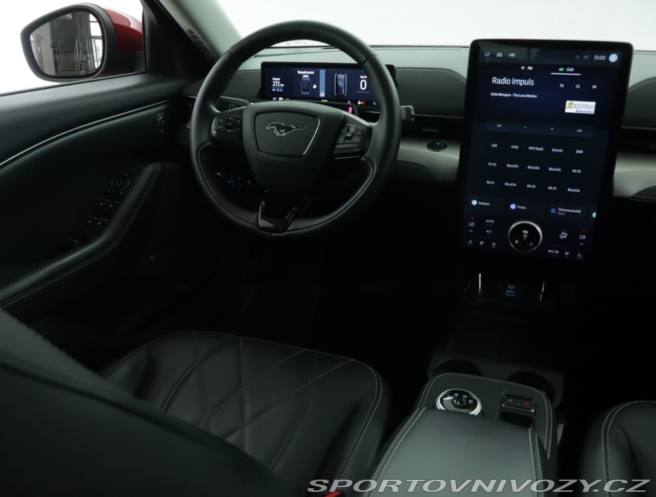 2021 Ford MUSTANG - 7