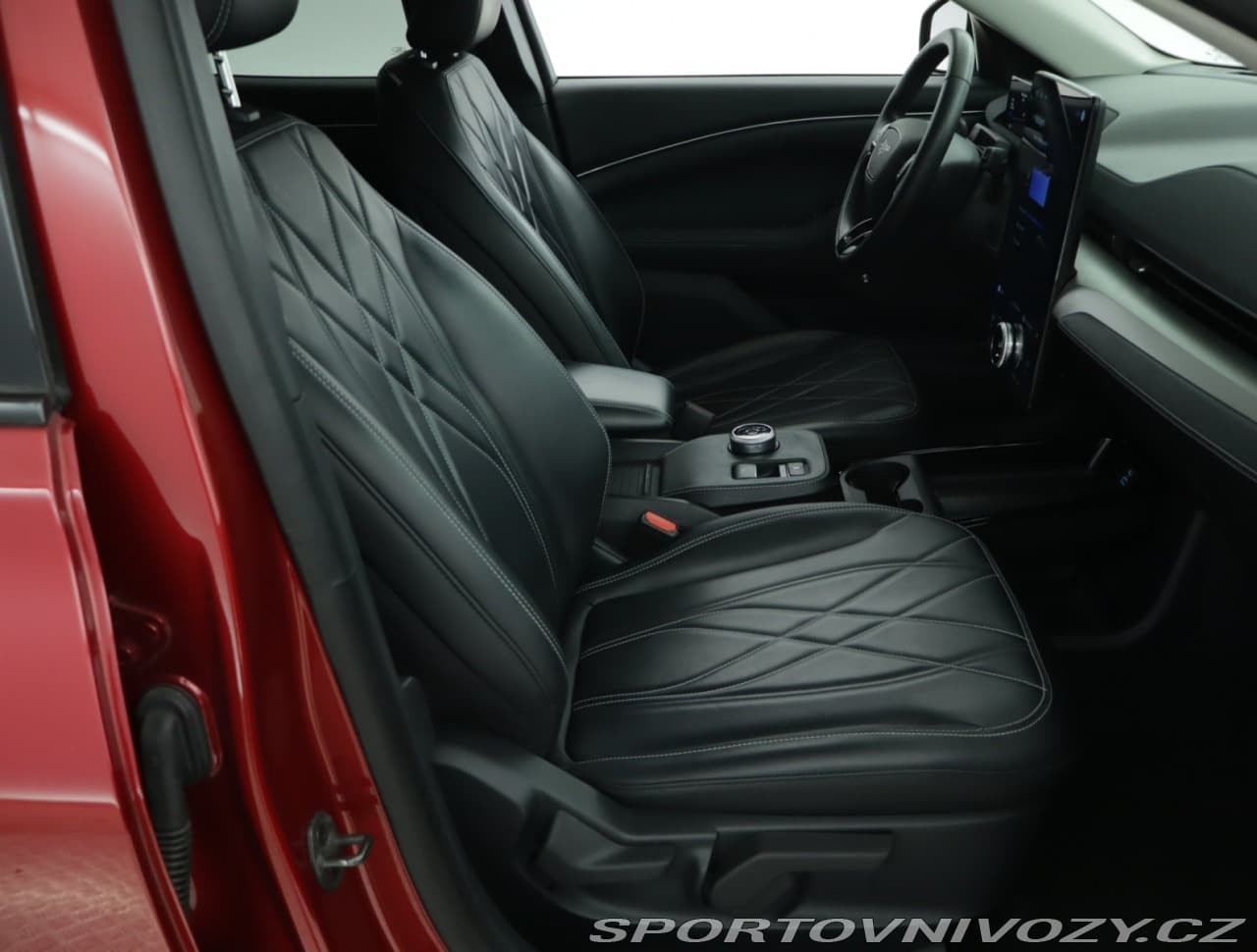 2021 Ford MUSTANG - 9