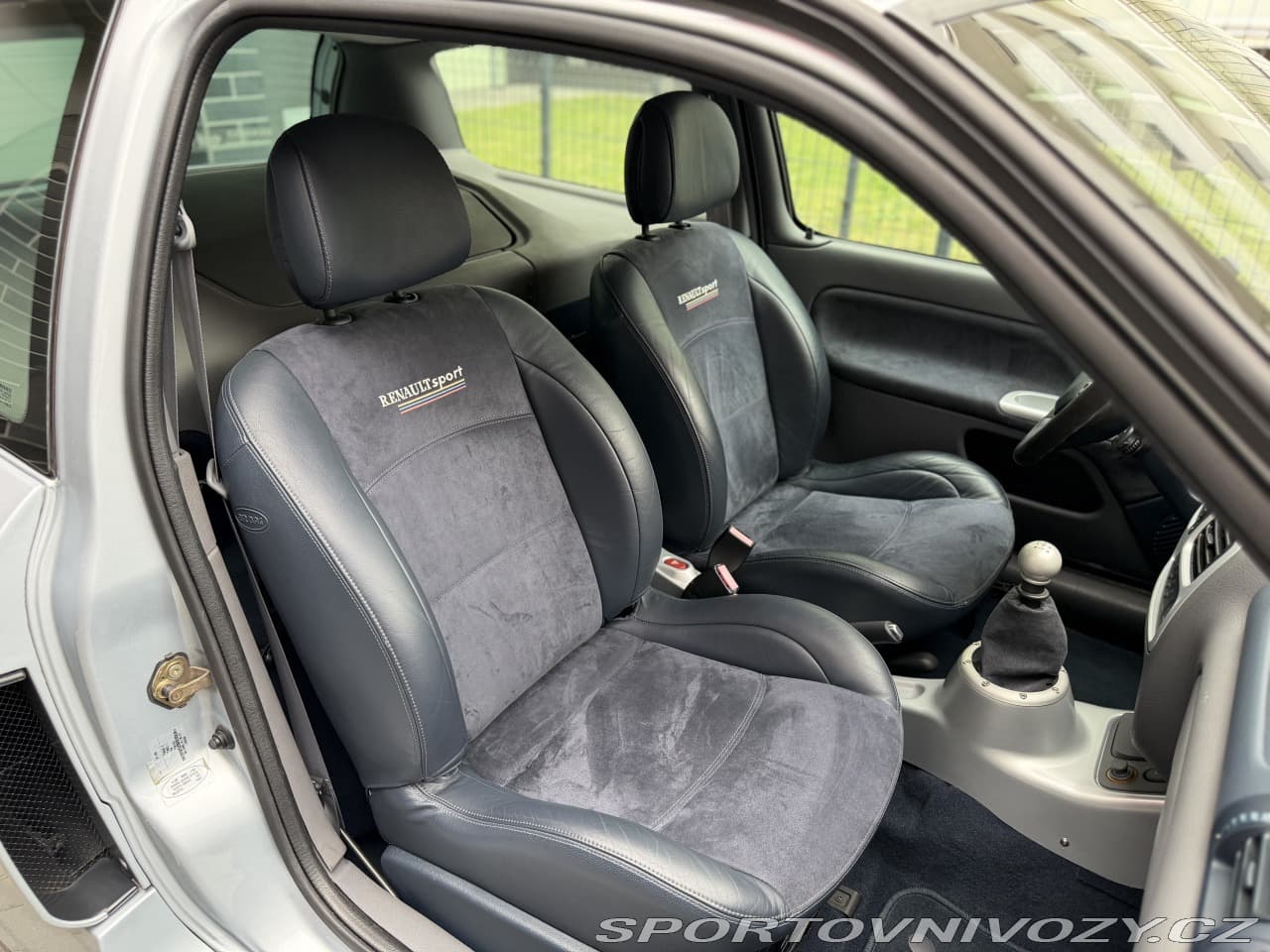 2002 Renault CLIO - 6
