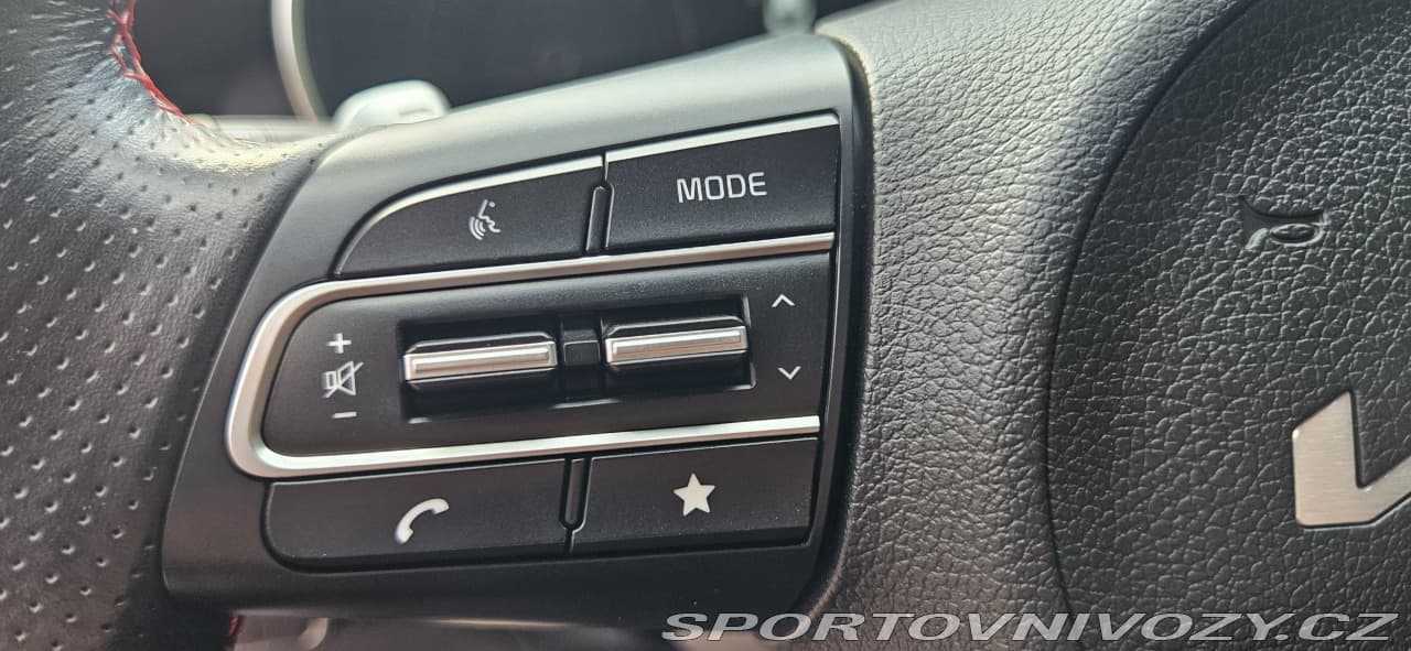 2022 Kia STINGER - 13