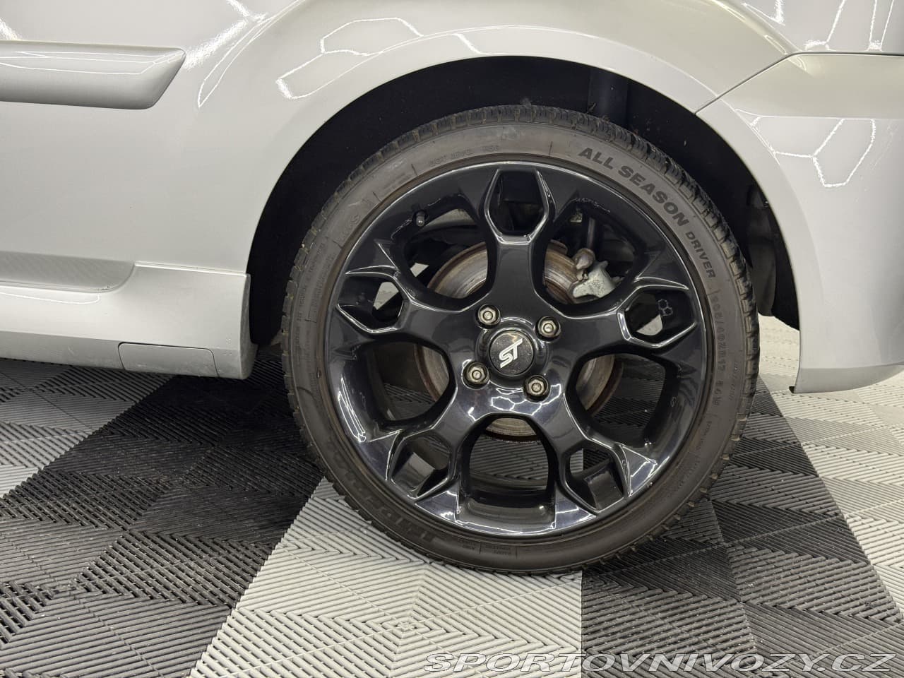 2006 Ford FIESTA - 16