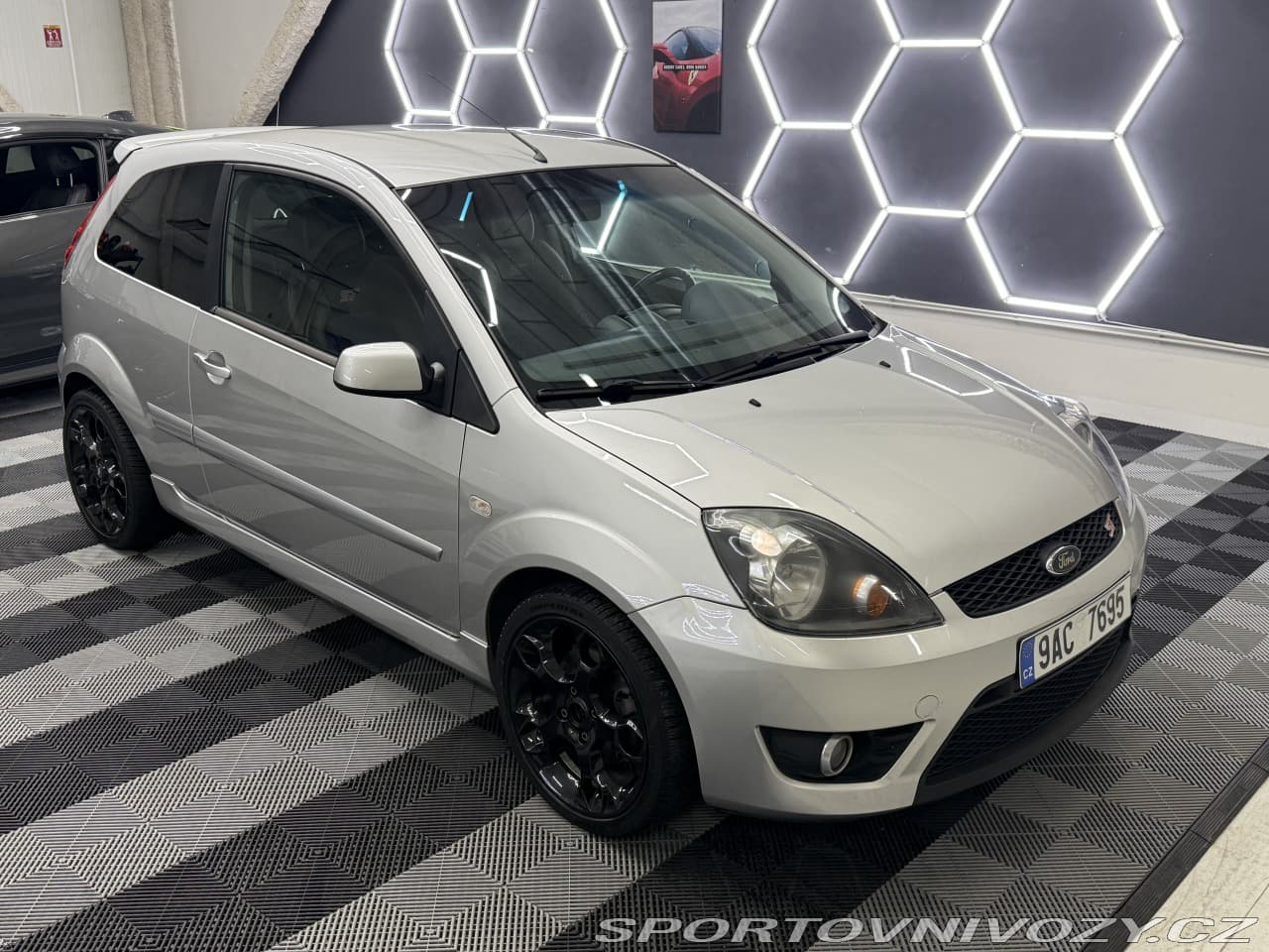 2006 Ford FIESTA - 17