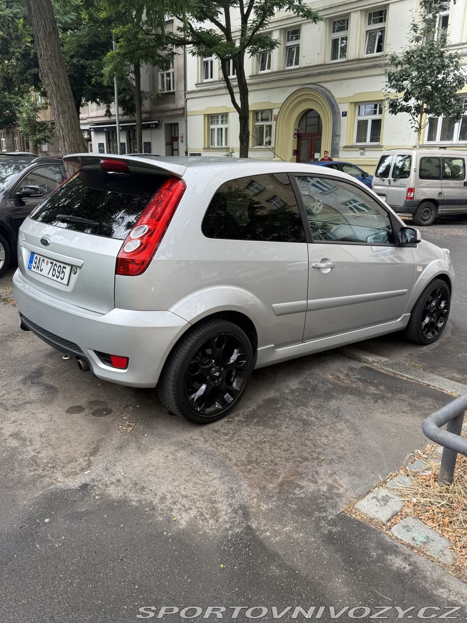 2006 Ford FIESTA - 3
