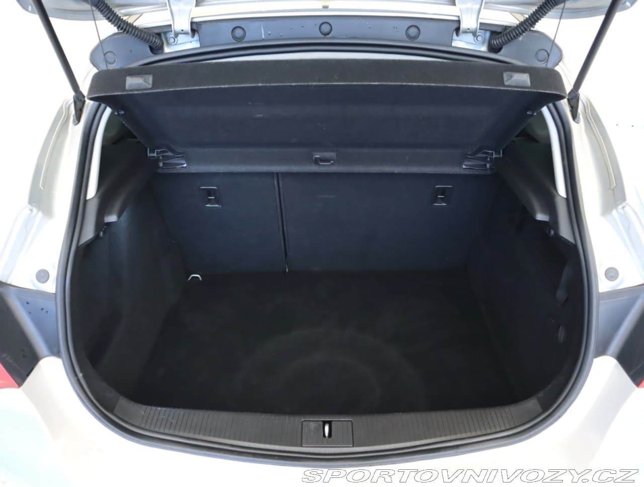 2010 Opel ASTRA - 14