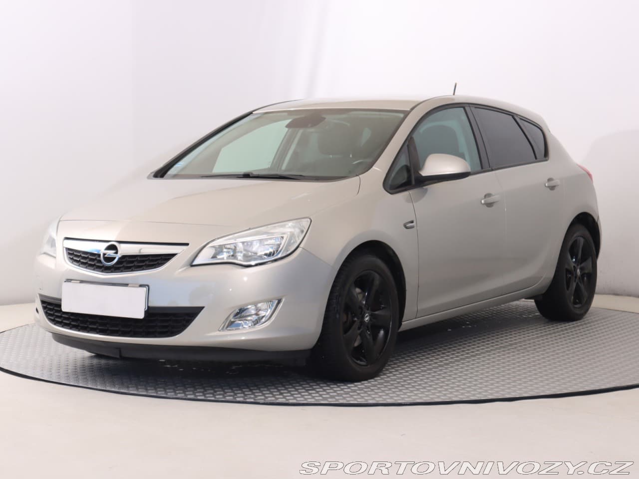 2010 Opel ASTRA - 2