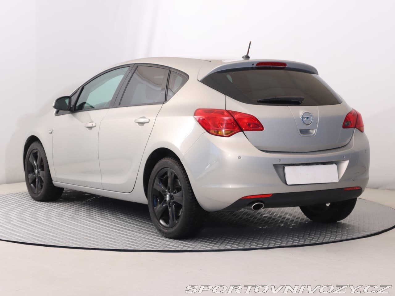 2010 Opel ASTRA - 4