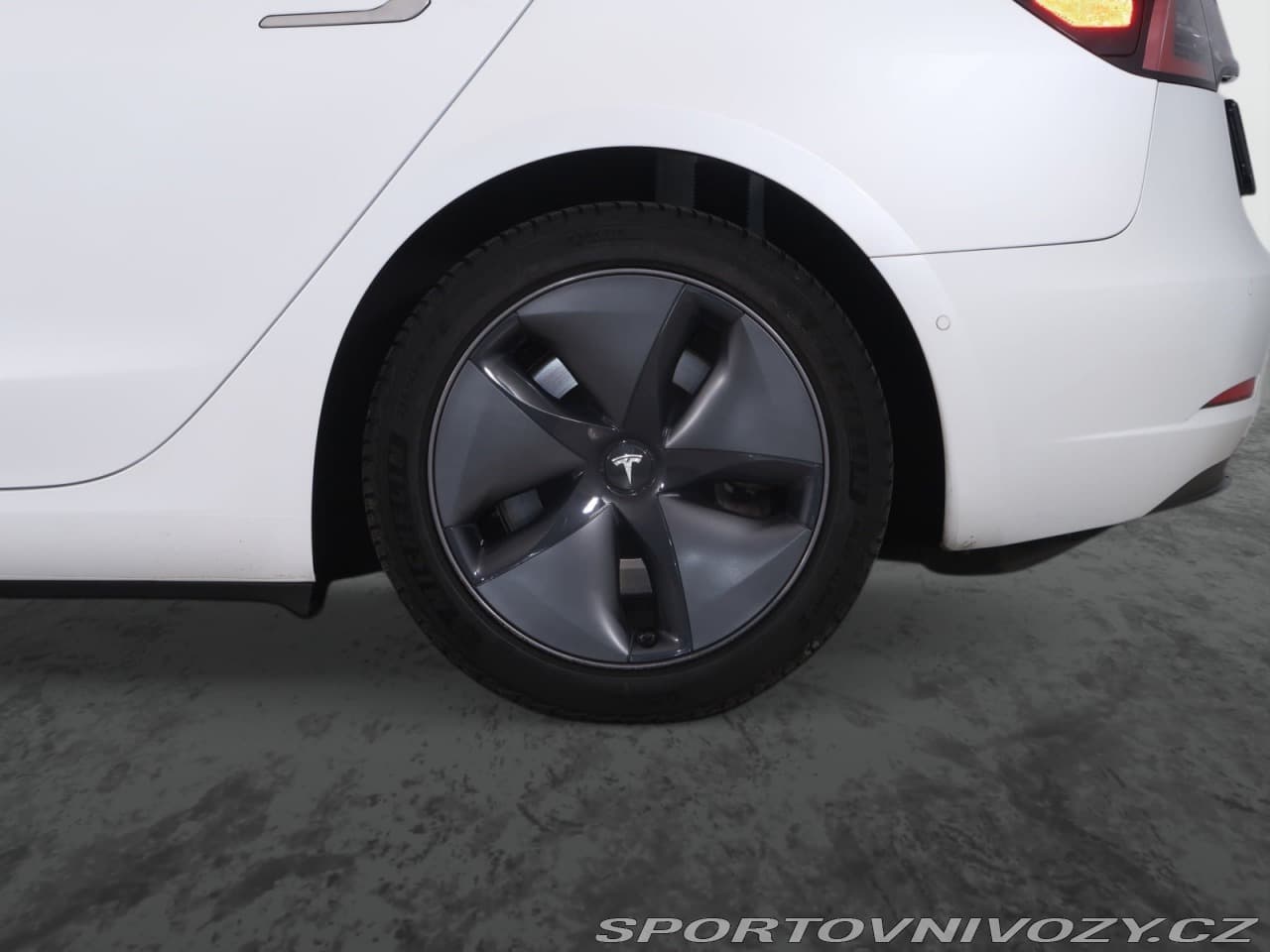 2020 Tesla MODEL 3 - 15