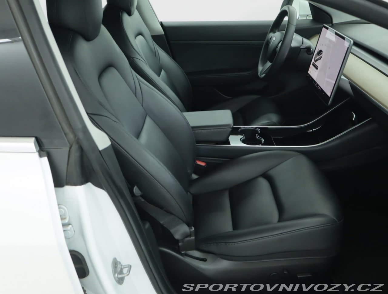 2019 Tesla MODEL 3 - 9