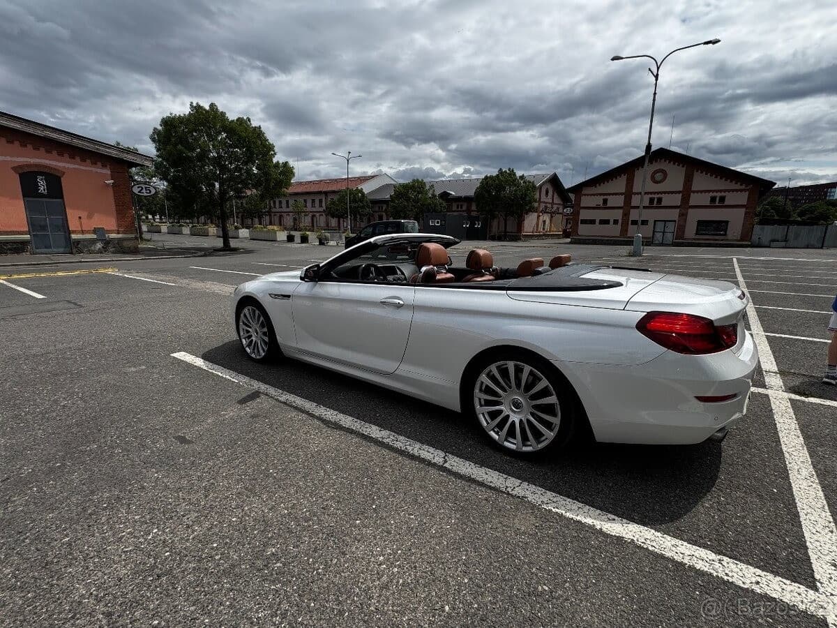 BMW 6-SERIES - 13