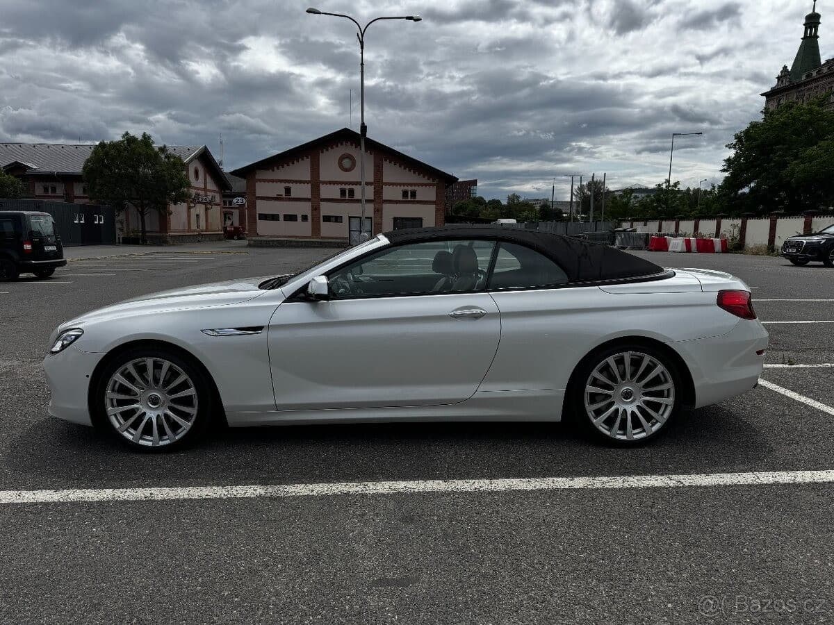 BMW 6-SERIES - 6