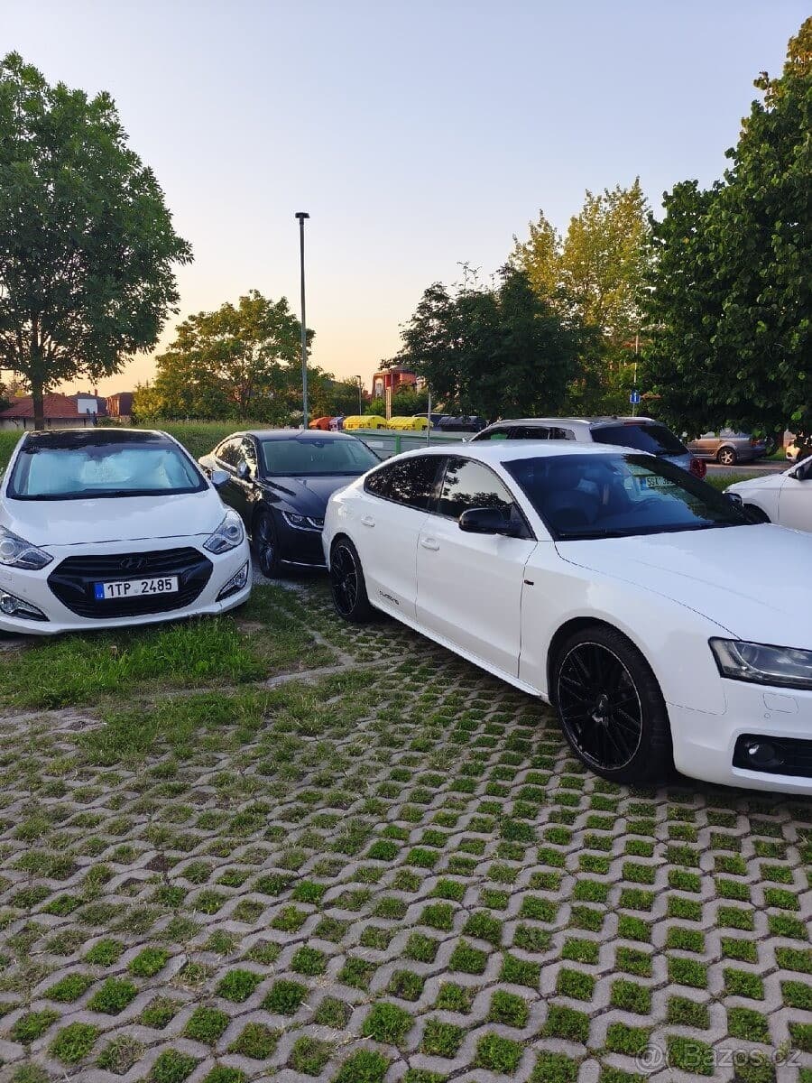 2010 Audi A5 - 15