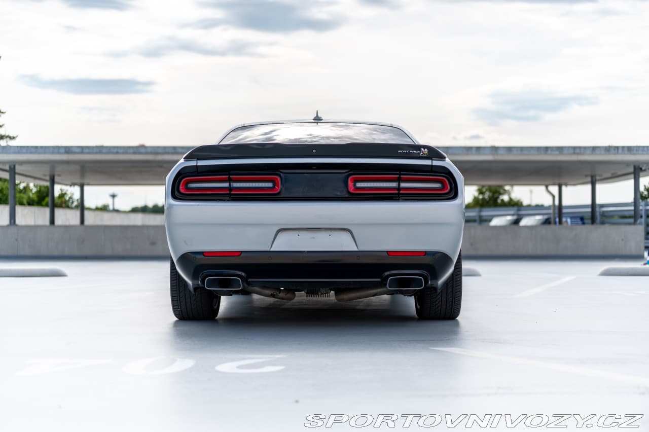 2020 Dodge CHALLENGER - 7